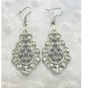 Paparazzi Sprinkle on the Sparkle Silver Tone & Faux Pearl Chandelier Earrings